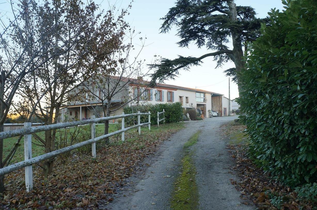Domaine En Castanet Bed and Breakfast Caraman Eksteriør billede