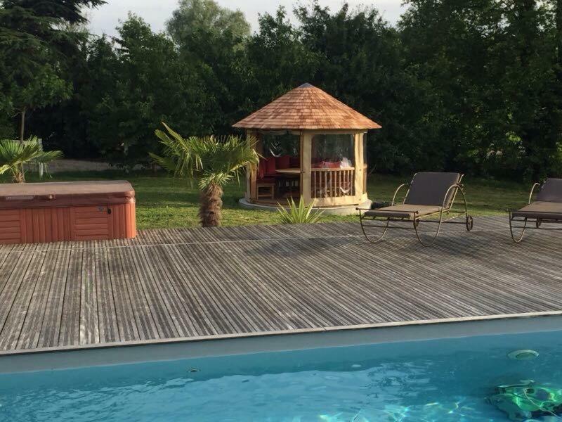 Domaine En Castanet Bed and Breakfast Caraman Eksteriør billede